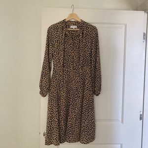 Gibson Latimer tie neck dress size 4